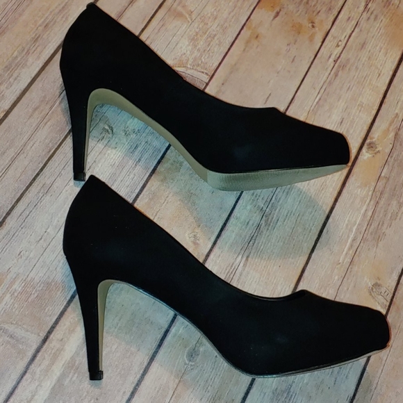 Madden Girl Jelsey Black Micro Heels - Size 7.5 - Picture 11 of 14